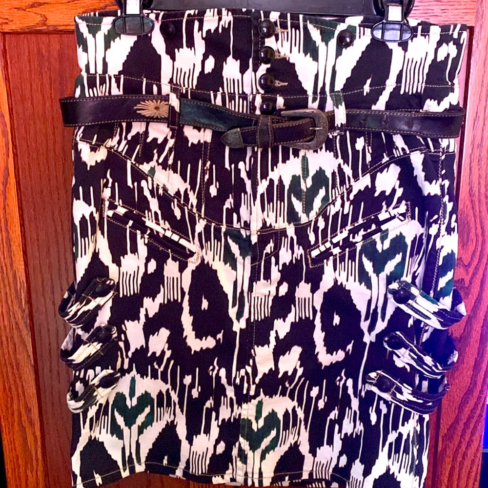 Isabel Marant black & white high waisted stretch skirt